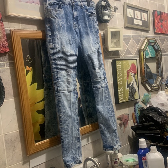 Evolution in design jeans - Picture 2 of 13